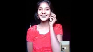 Cute desi gf showing boobs video call